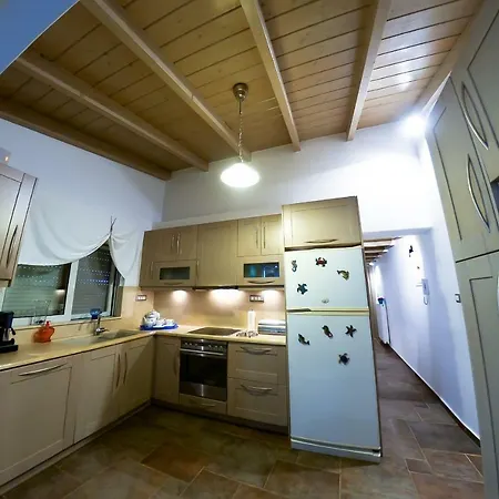 Luxury Seaside House * Patras